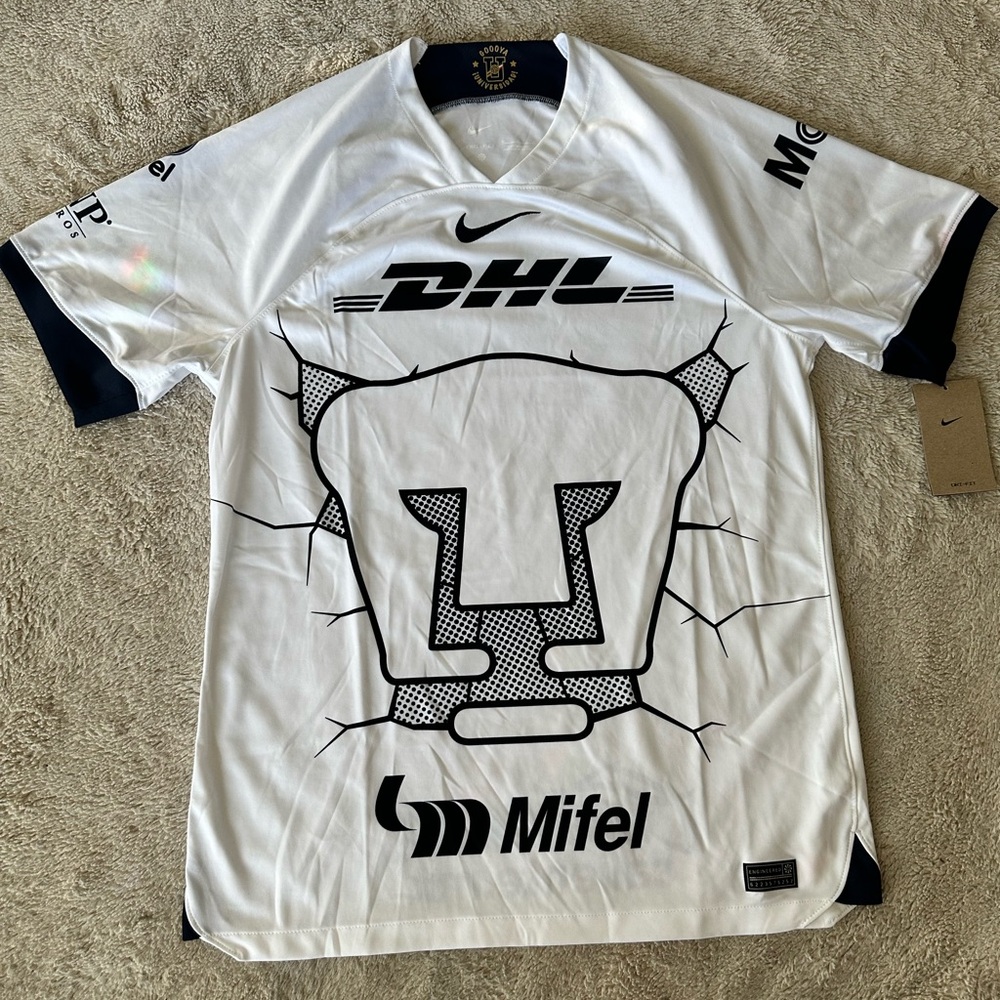 NWT Authentic Nike Pumas UNAM 23/24 Home Soccer Jersey